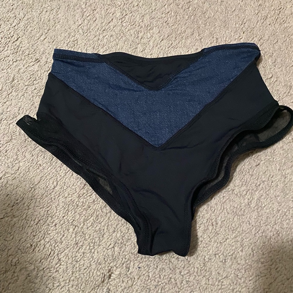 High waisted swim bottoms